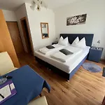 Guest house Seemuellnerhaus 3*